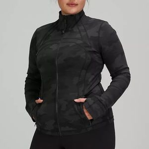 lululemon camo bbl define jacket size 2 nwt!!! never worn